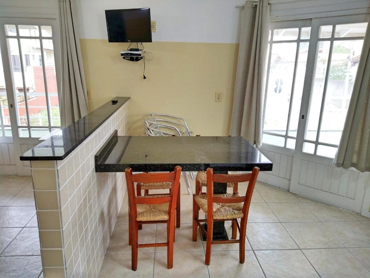 Ap 1 Dorm - Res Ilha Das Gales - Ate 4 Pessoas Daire Bombinhas Dış mekan fotoğraf