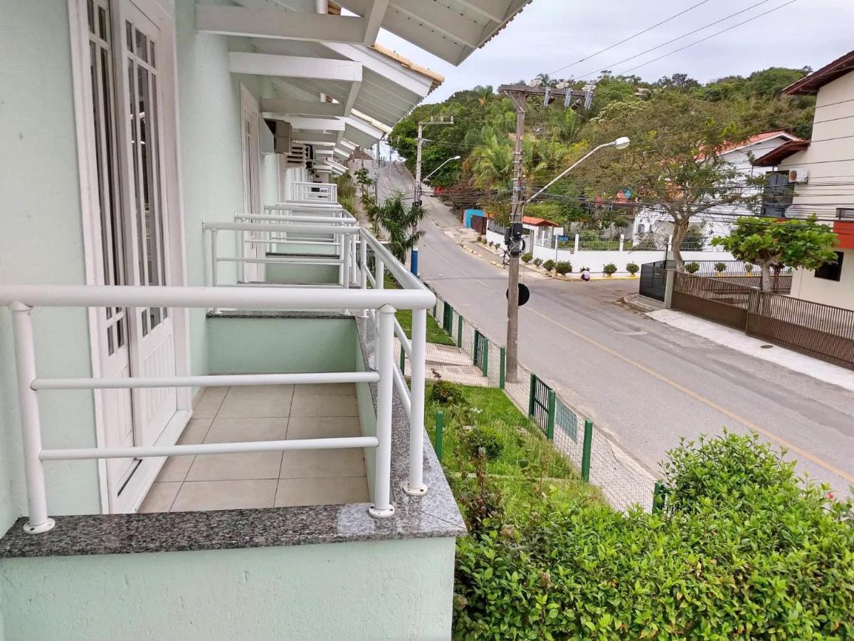 Ap 1 Dorm - Res Ilha Das Gales - Ate 4 Pessoas Daire Bombinhas Dış mekan fotoğraf